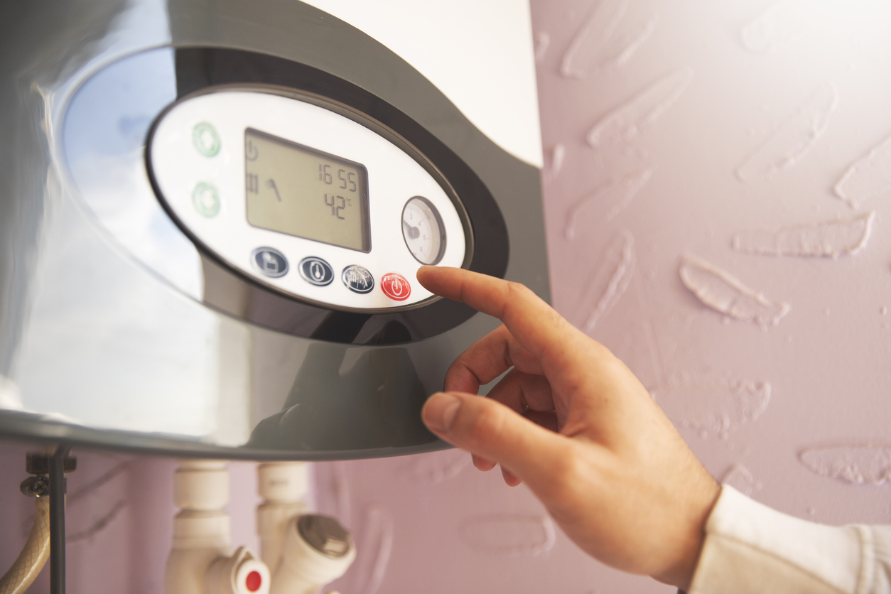 4 Reasons to Choose a Tankless Water Heater