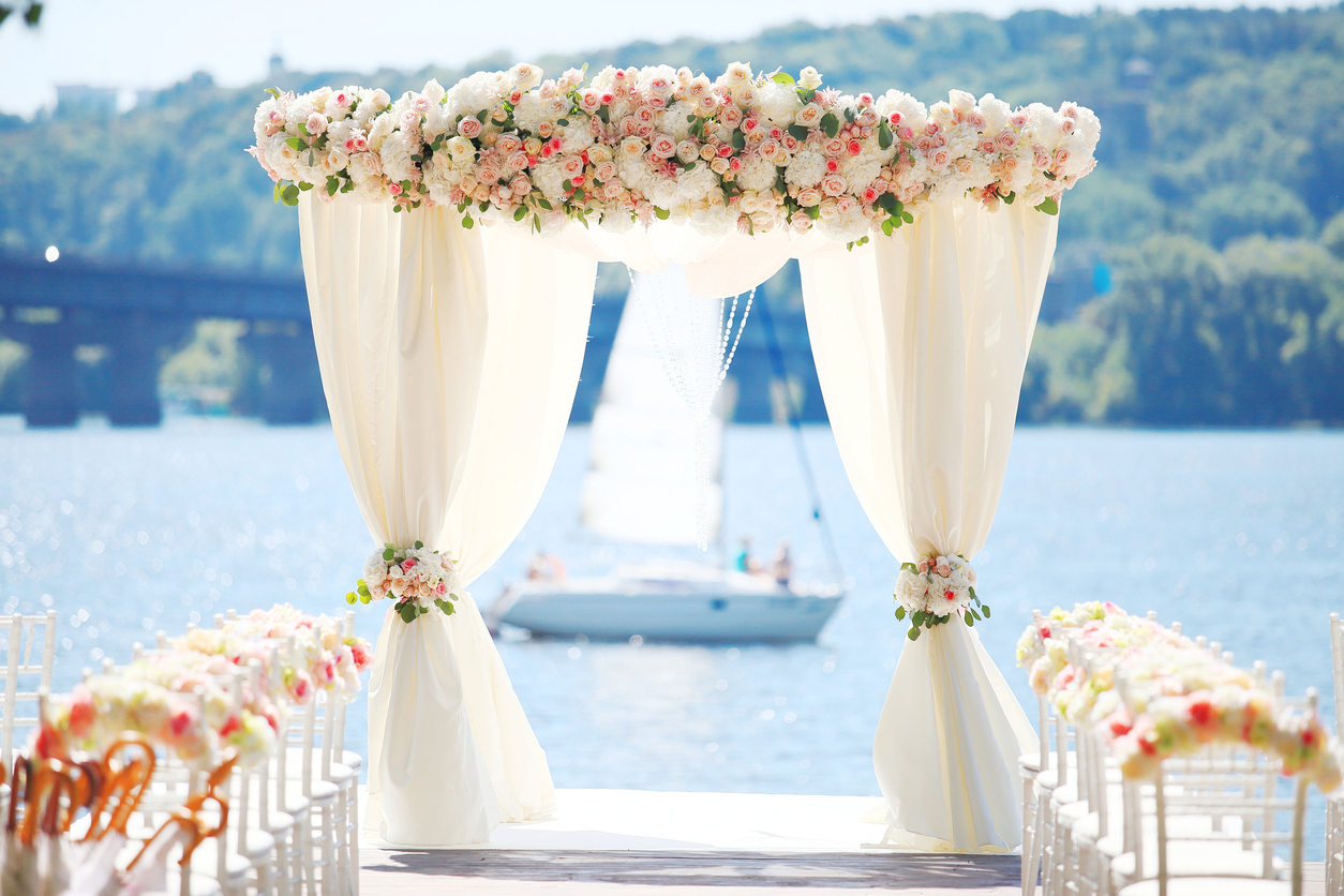 7 Stunning Views That Make a Waterfront Wedding Unforgettable